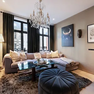 https://modern-2nd-floor-luxury-apartement.hotelsinbergen.net