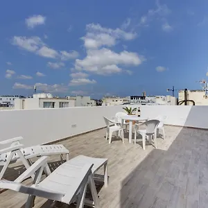 https://magical-rooftop-penthouse-best-location-in-sliema.qawrahotelsmalta.org